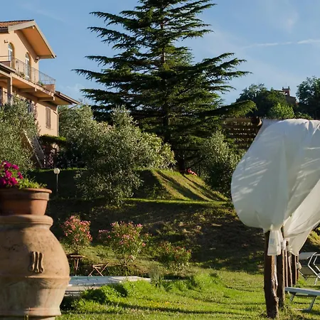 Podere Costantino 팜스테이 *